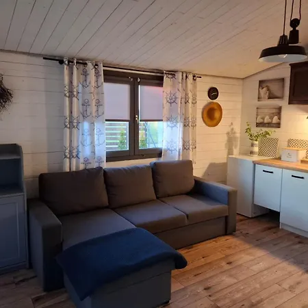 Vakantiehuis Klimatyzowany W Poblizu Jeziora Chlop *